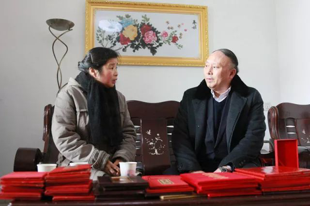 向他致敬！倒在扶貧攻堅(jiān)一線的工會(huì)好干部胡學(xué)發(fā)