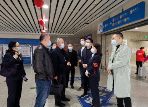 戴豪贛一行指導(dǎo)都市城際公交、長運(yùn)物業(yè)企業(yè)文化及疫情防控等工作