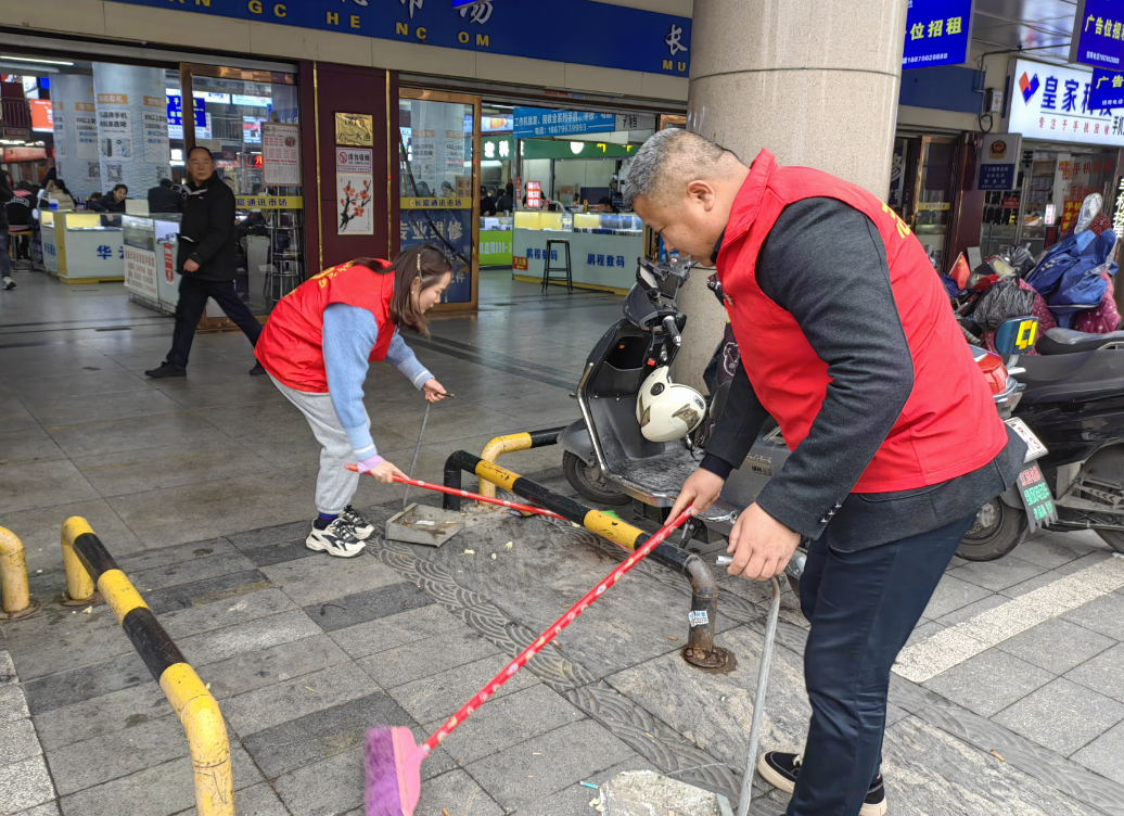 長(zhǎng)運(yùn)物業(yè) 開展“學(xué)習(xí)貫徹全國(guó)兩會(huì)精神，奮力實(shí)現(xiàn)一季度精彩開局”主題黨日活動(dòng)