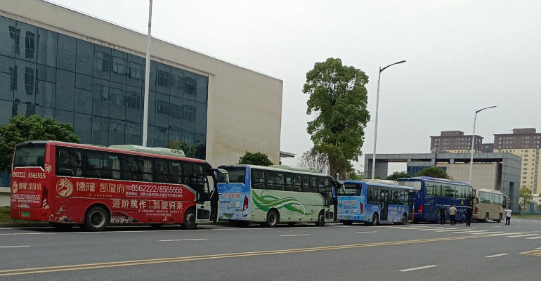 吉安長運(yùn):吉安縣分公司圓滿完成全總文工團(tuán)慰問演出活動(dòng)用車任務(wù)