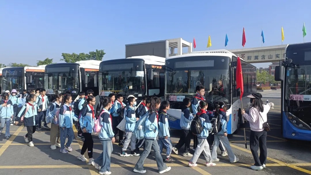 馬鞍山長客:含山長運大力拓展春季研學包車業(yè)務
