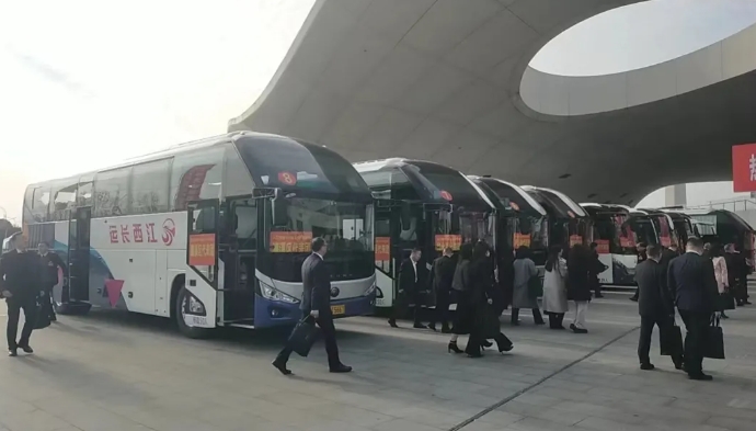 九江長(zhǎng)運(yùn):圓滿完成九江市人大會(huì)議用車(chē)任務(wù)